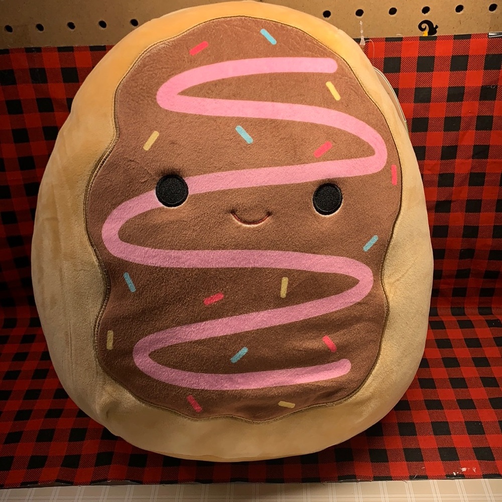 Deja donut squishmallow